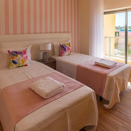 Aria - Great Area For Children אלבופיירה